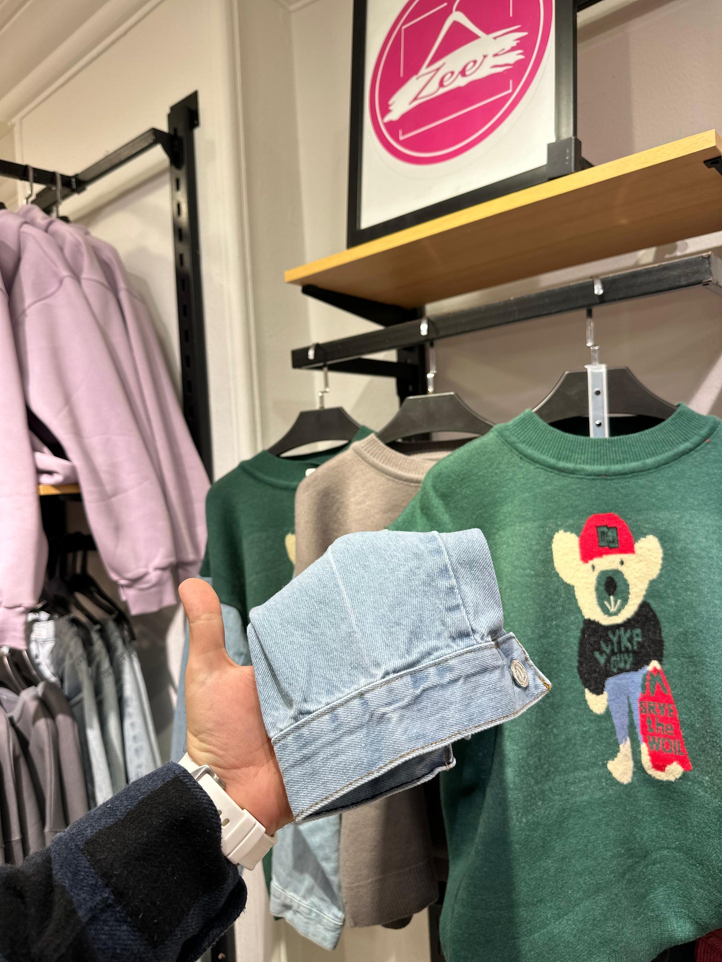 pullover with jeans sleevs