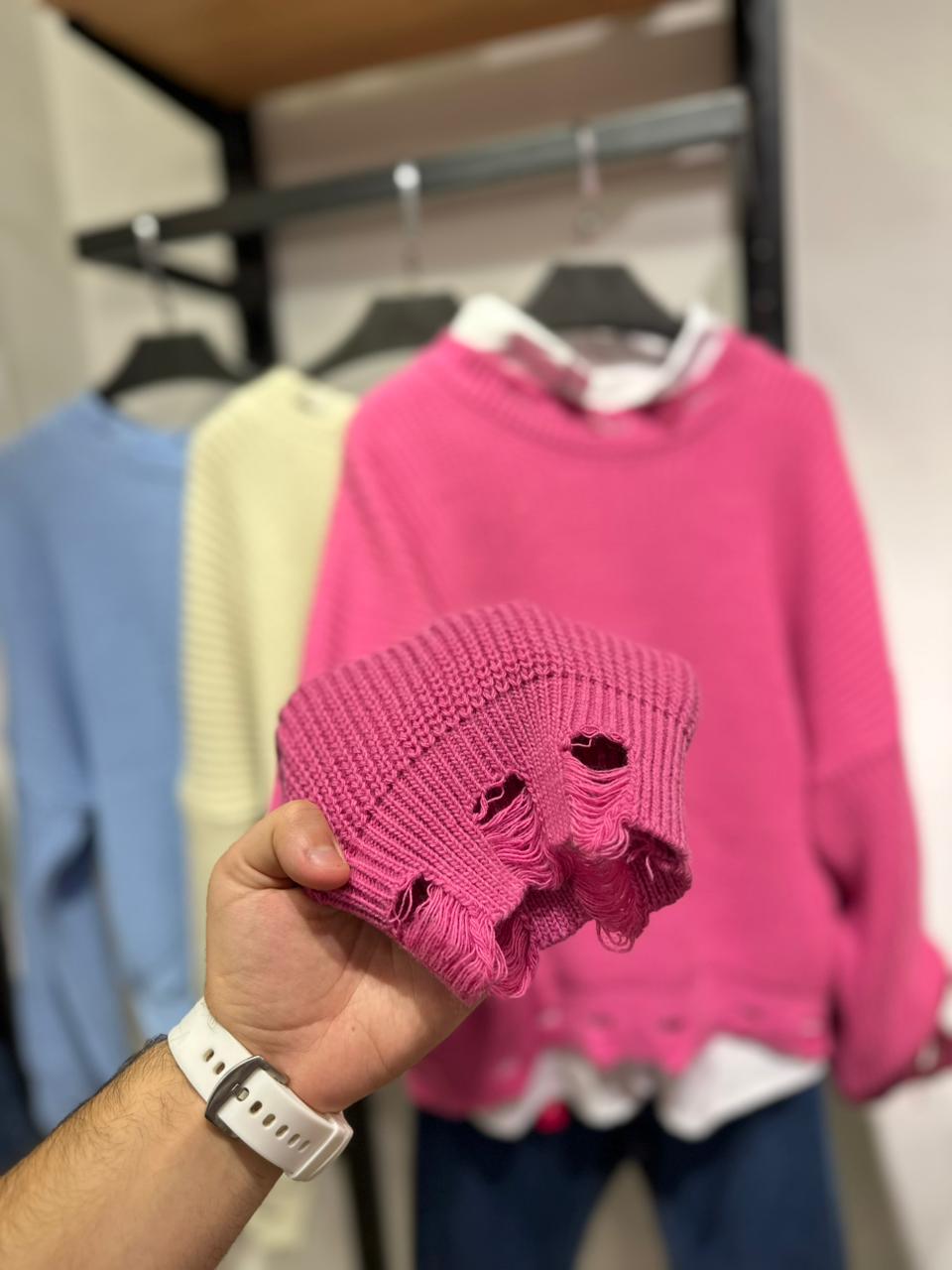 "Cutaway Edge Pullover"