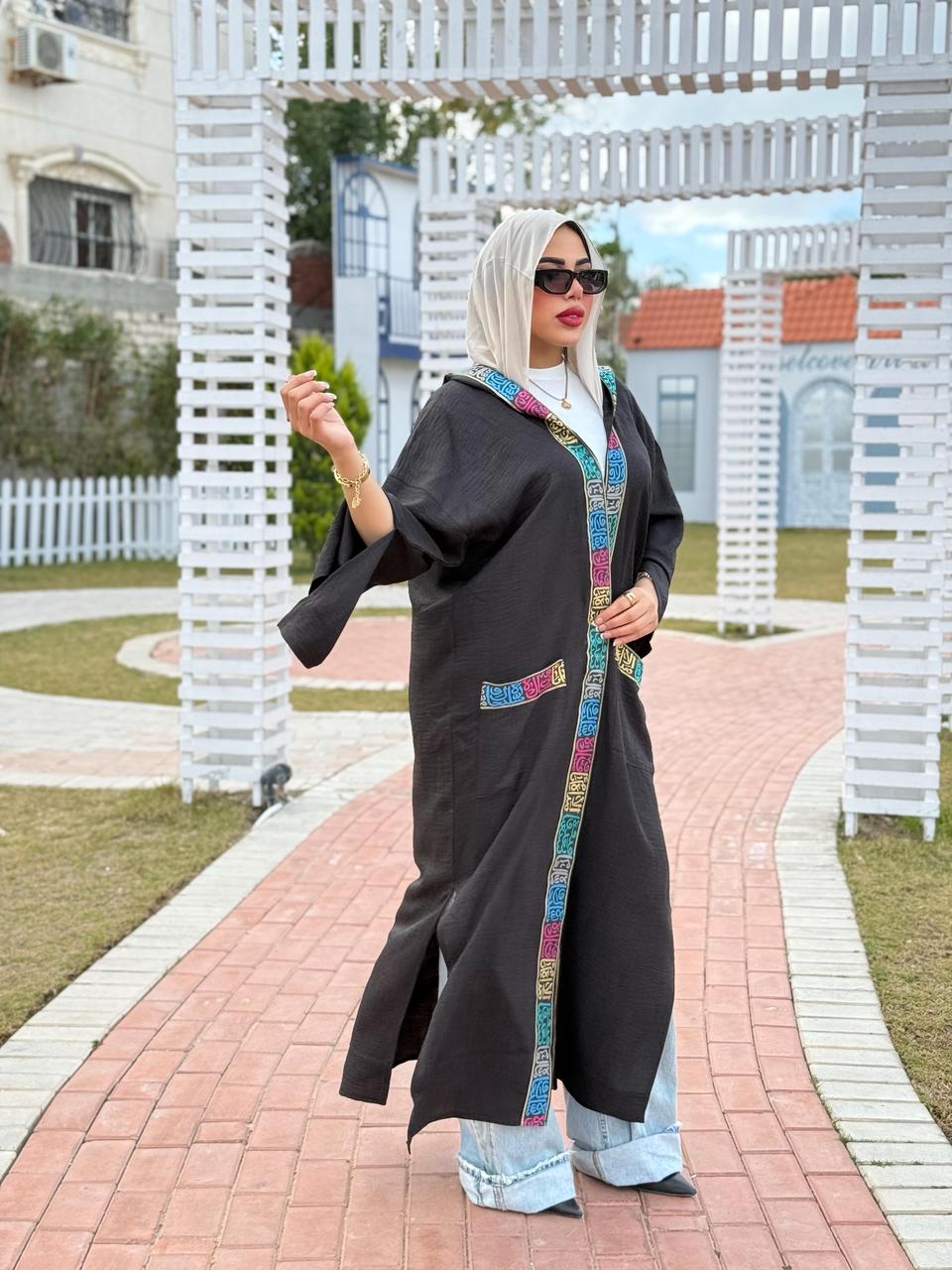 COLORFUL BLACK KAFTAN